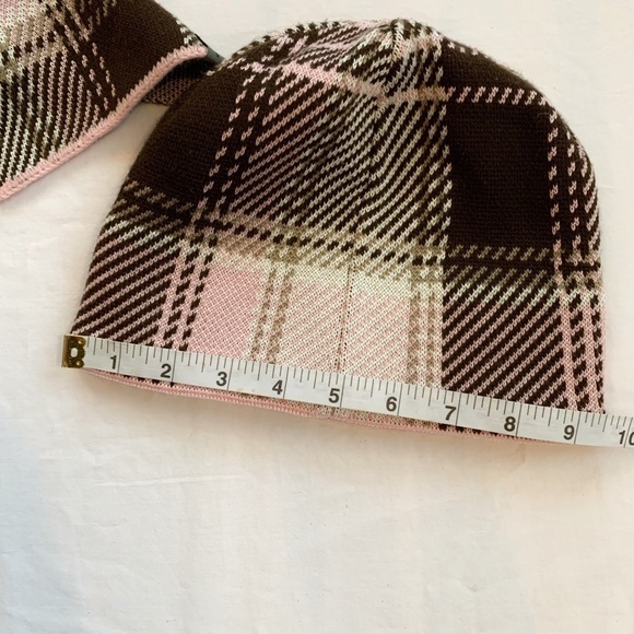 The North Face knitted beanie scarf One size Big girls plaid design pink & tan - Picture 7 of 15